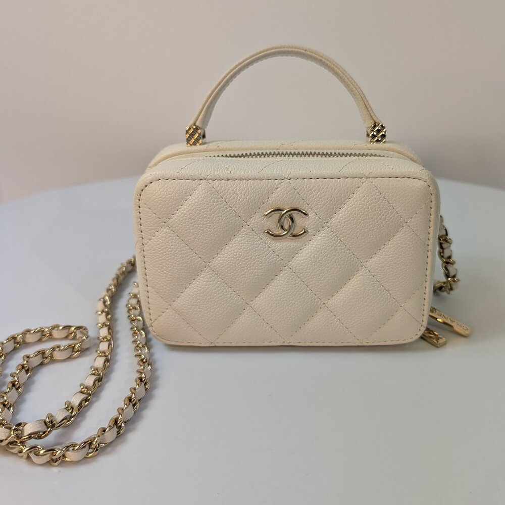 Chanel White Caviar Leather Mini Top Handle Vanity Case - Picture 1 of 16